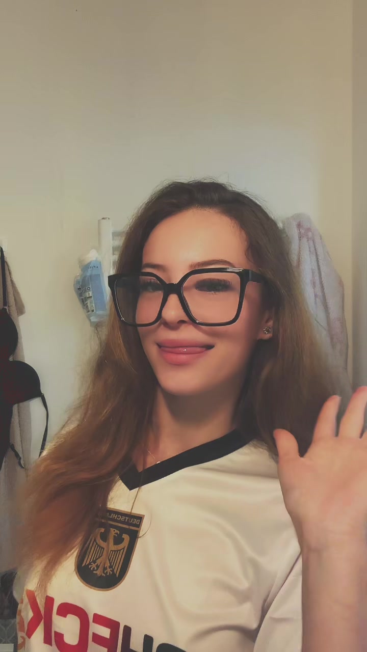 @Sxrah19
