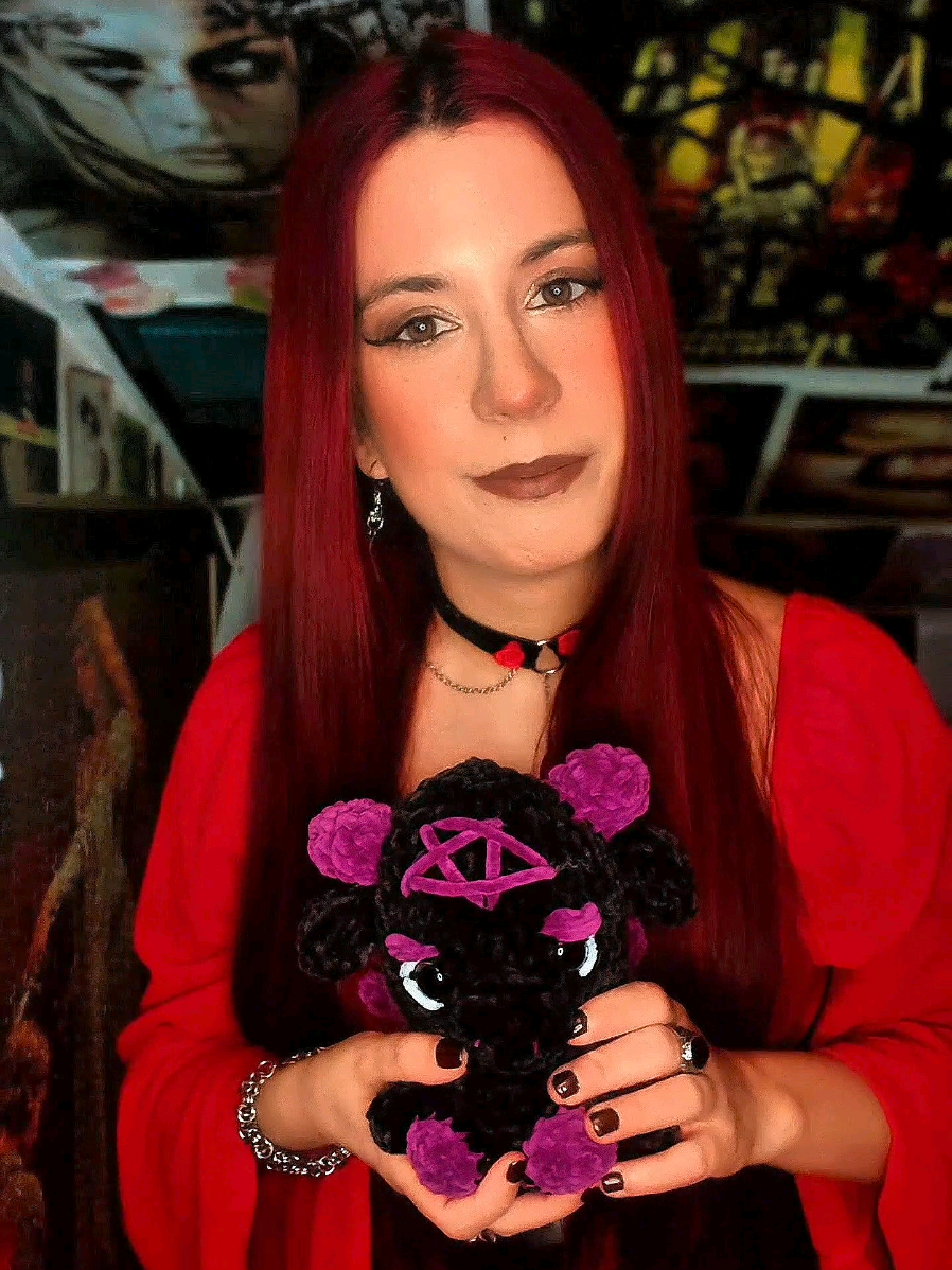 @𝓝𝓸𝓻𝓪 🦇 ℌ𝔞𝔡𝔞 𝔅𝔦𝔠𝔥𝔬