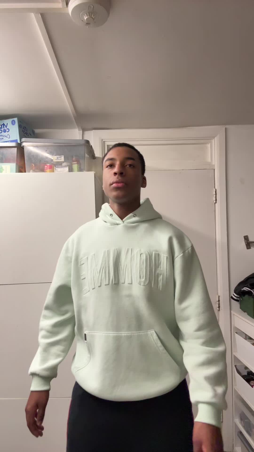 @S H A K