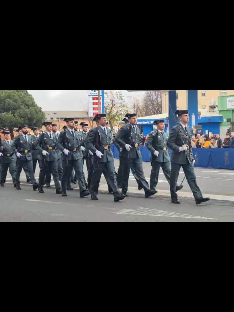@MUJER Y GUARDIA CIVIL 🇪🇦