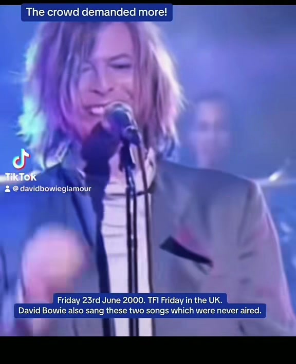 @DavidBowieGlamour Fan Account