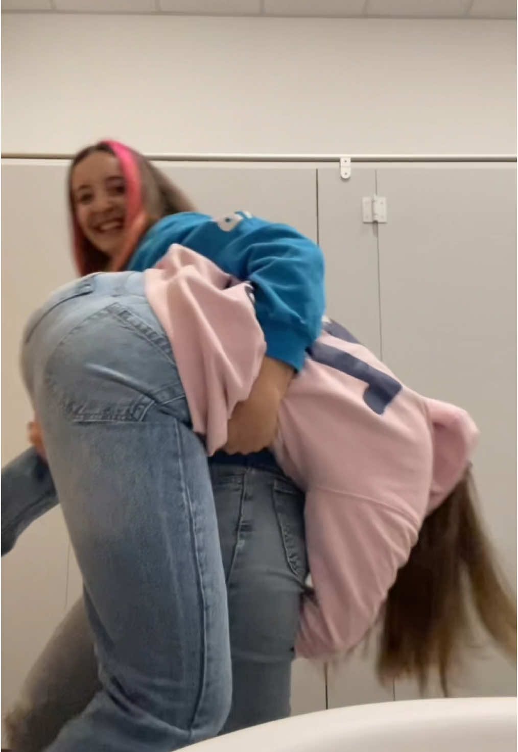@sofi😩