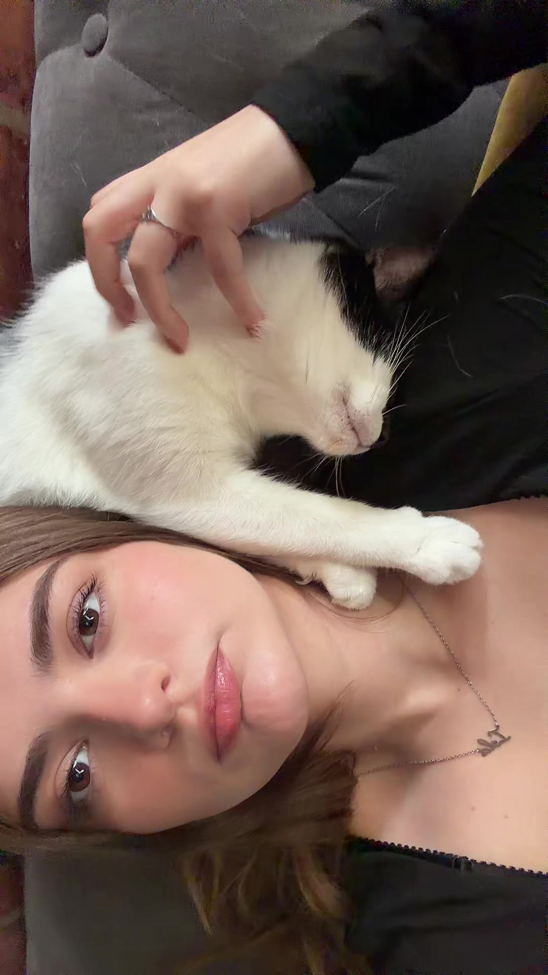 @IslaTheVampire
