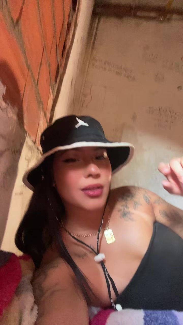 @015_camille