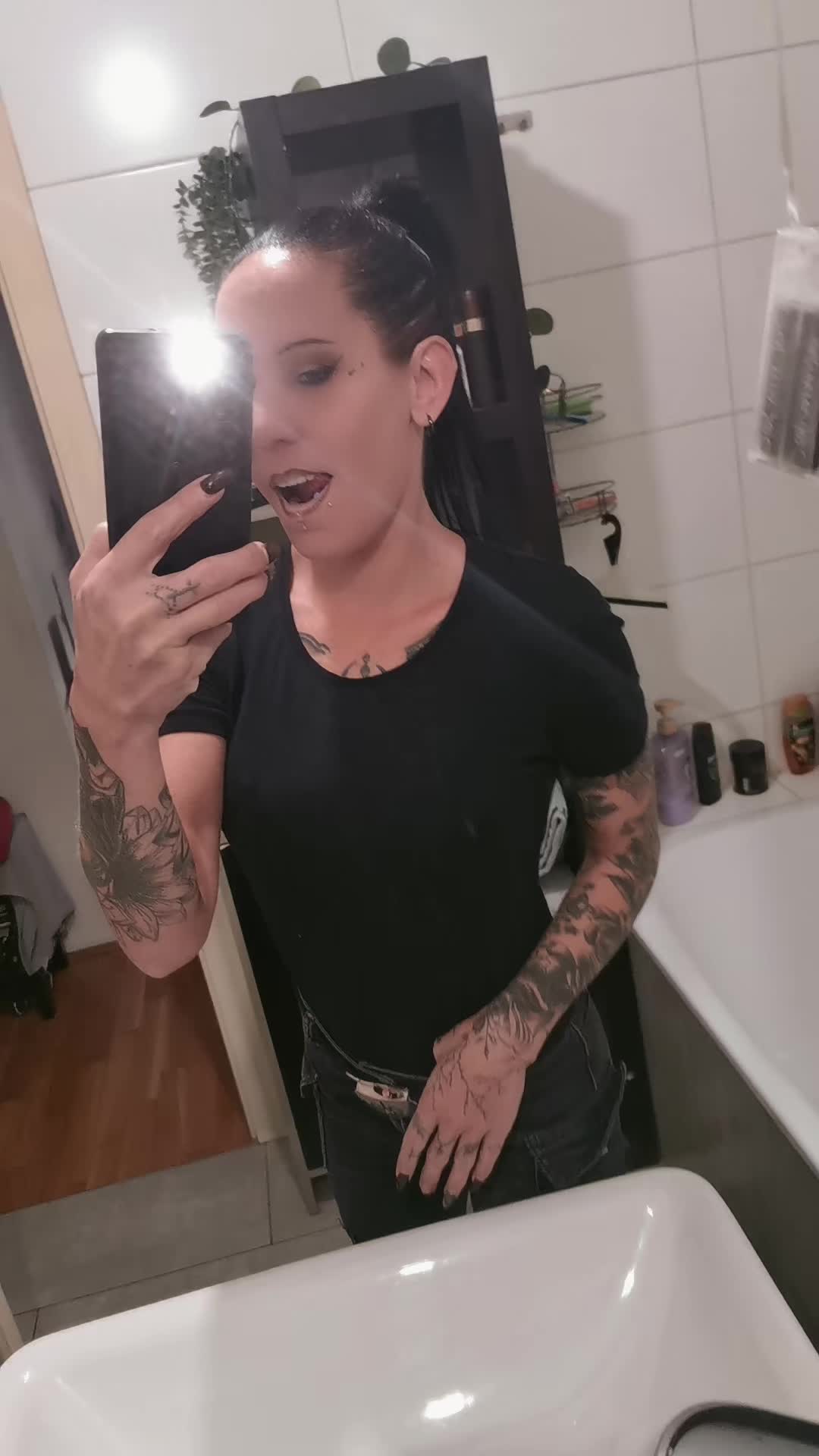@⸸⛧ ScHwaRzeSLeDeRLuDeR⸸⛧