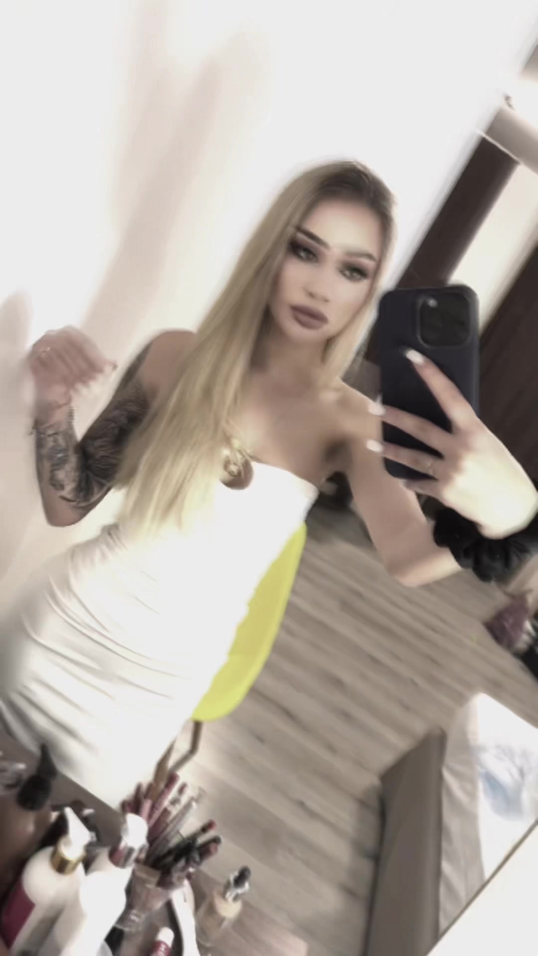 @⚜️