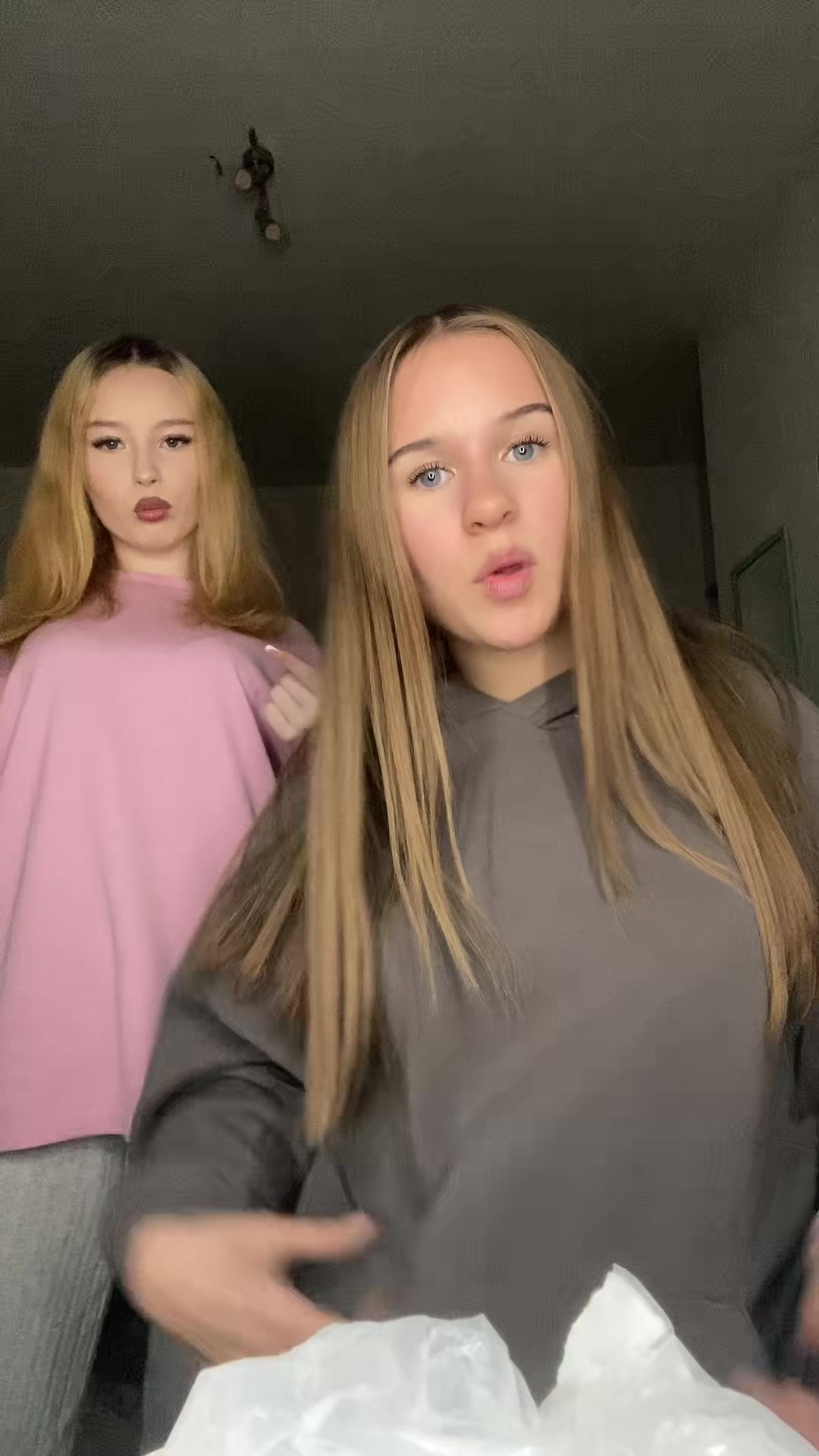 @/