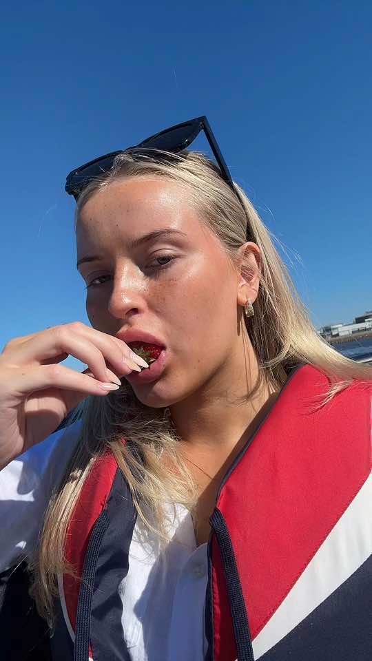 @LouiseAhliin