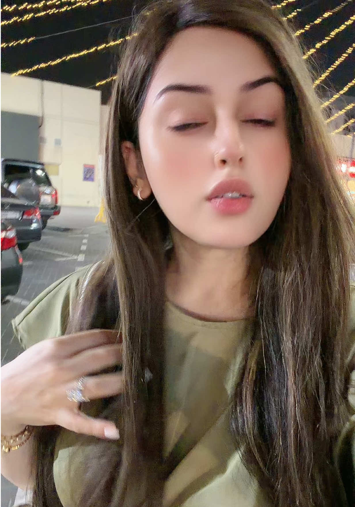 @Kausar ๐