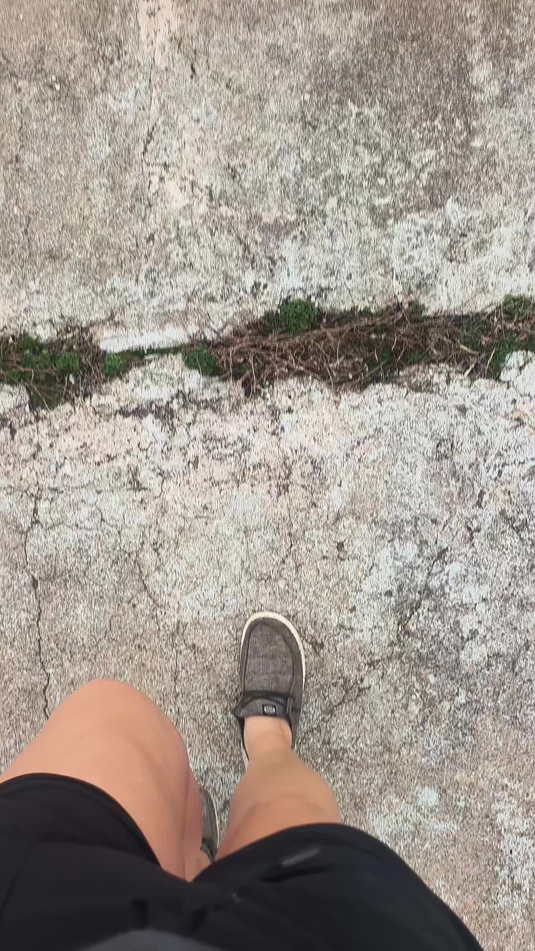 @AshleyChalet