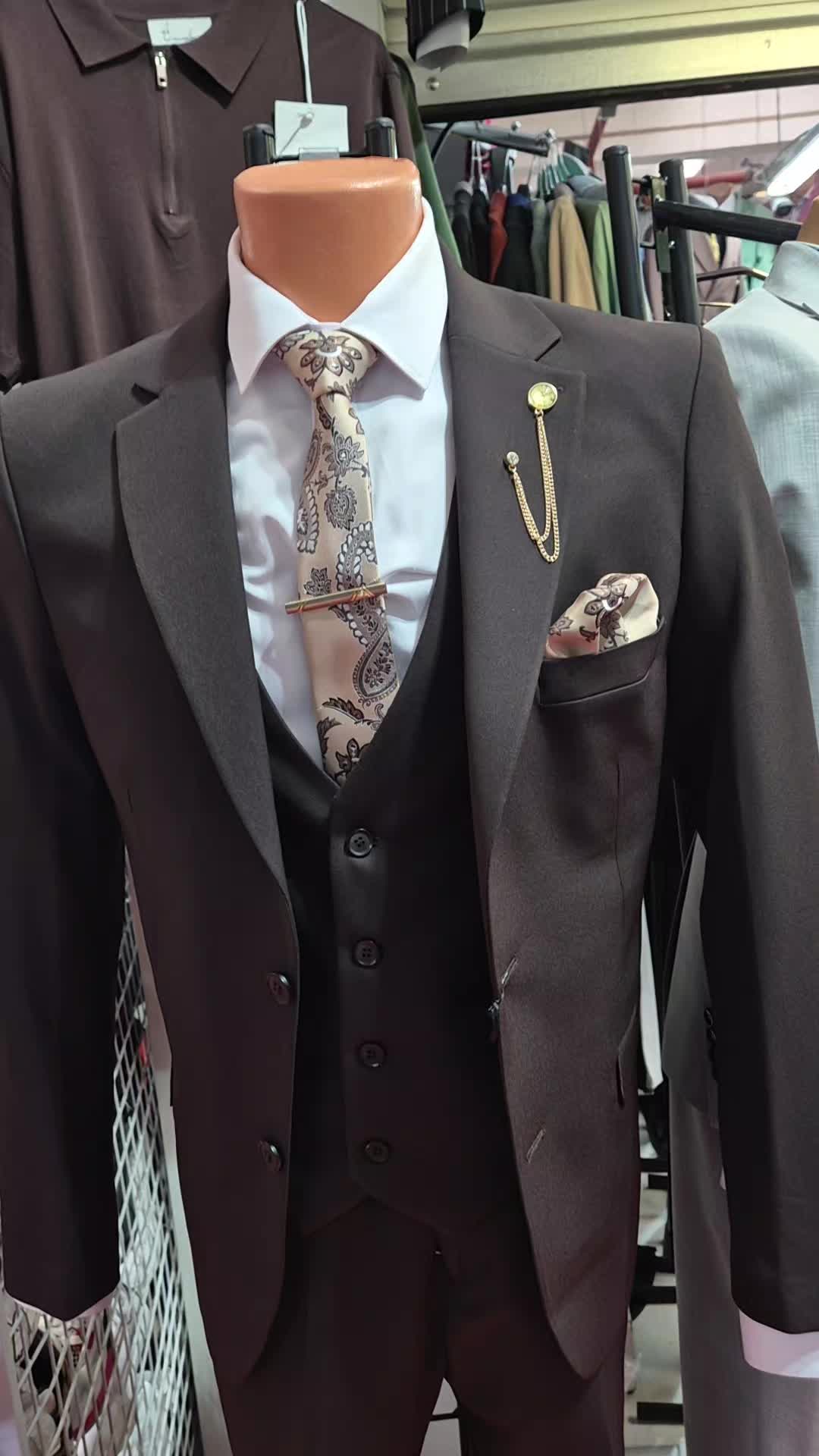 @COSTUME IAȘI Stand G64 EGROS