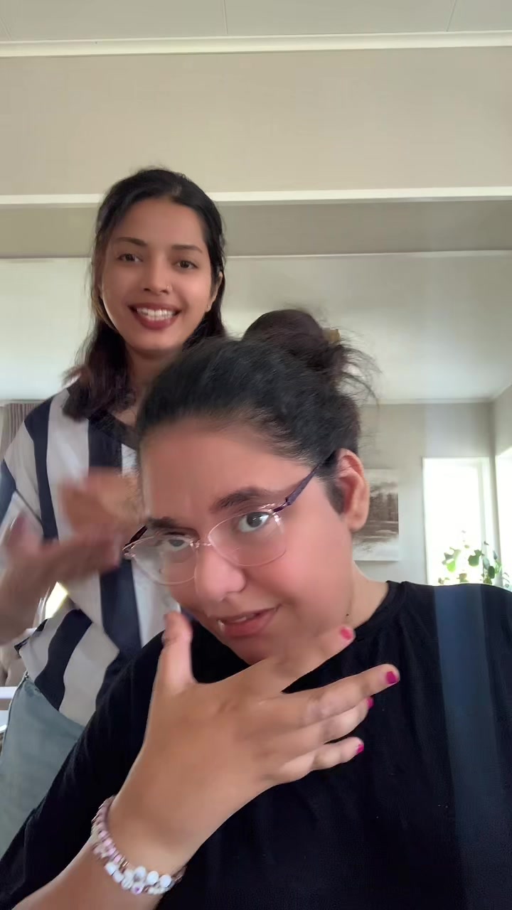 @QueenRana