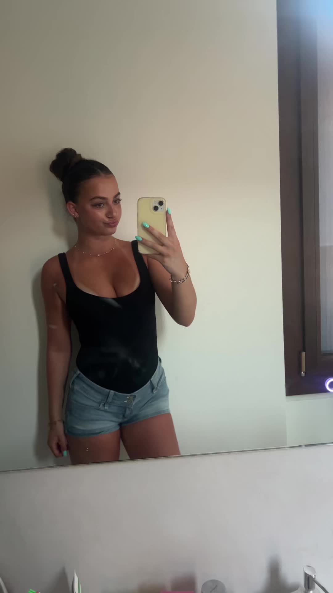 @gabifreemannn