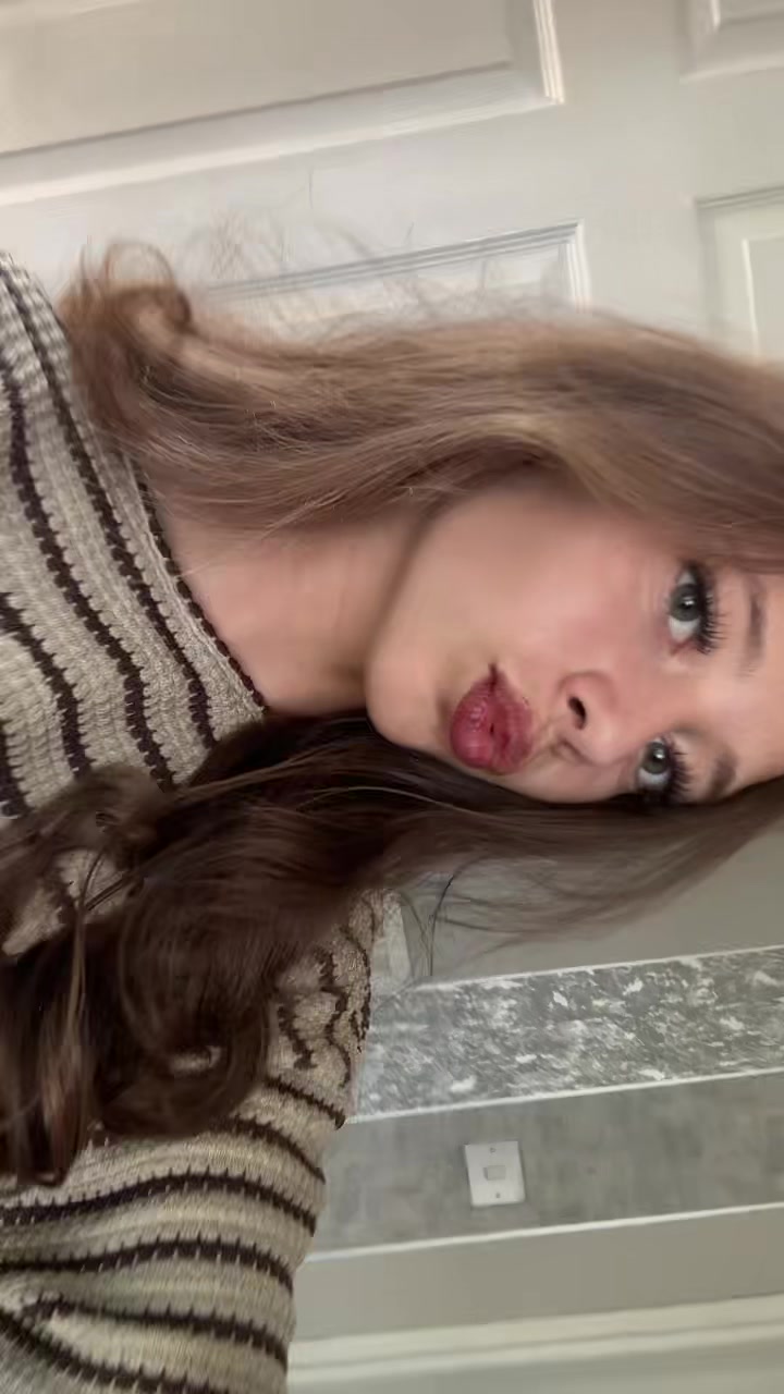 @𝐡𝐨𝐥𝐥𝐢𝐞ꨄ