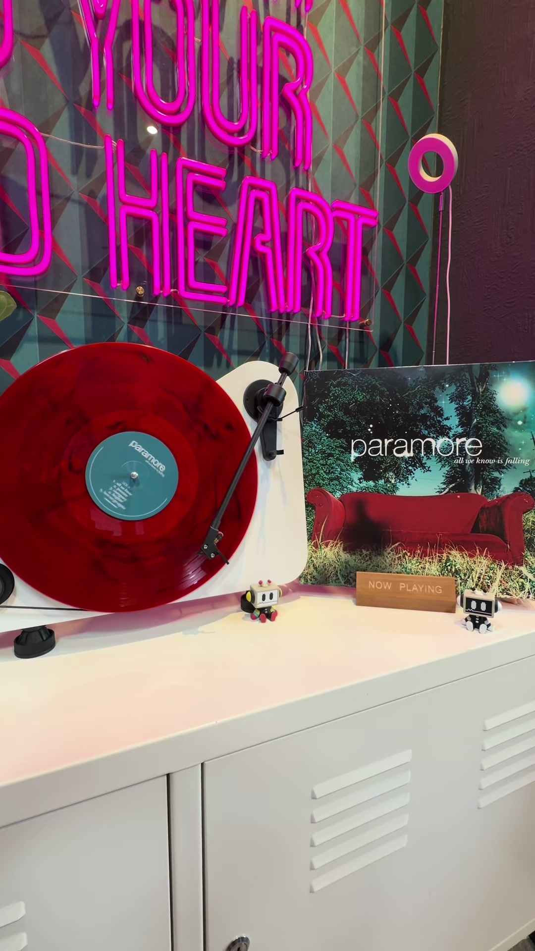 @Scott Spins ๐ง๐ฌ๐น๏ธ๐