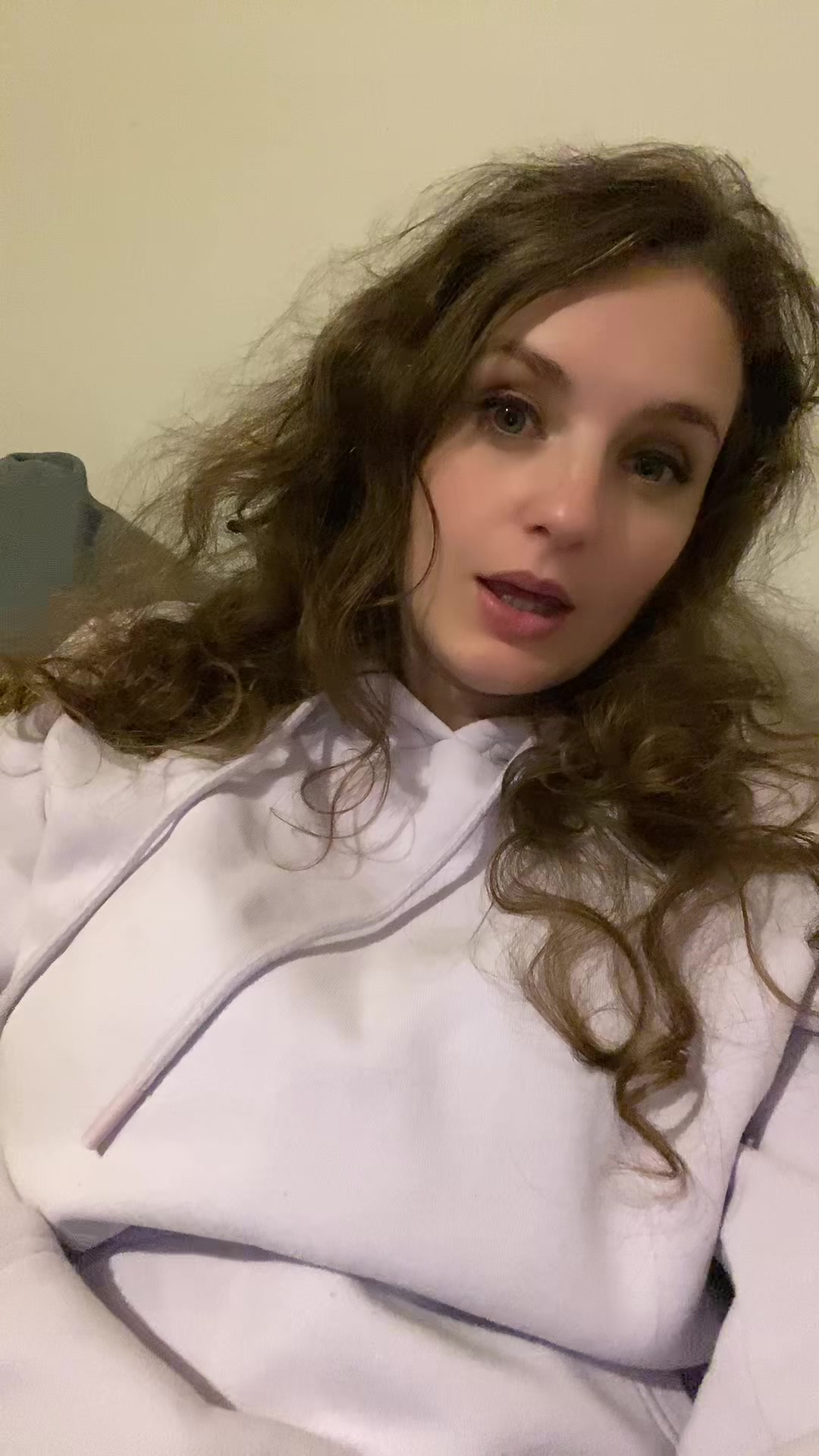 @2emcia2. ig.:2emcia2