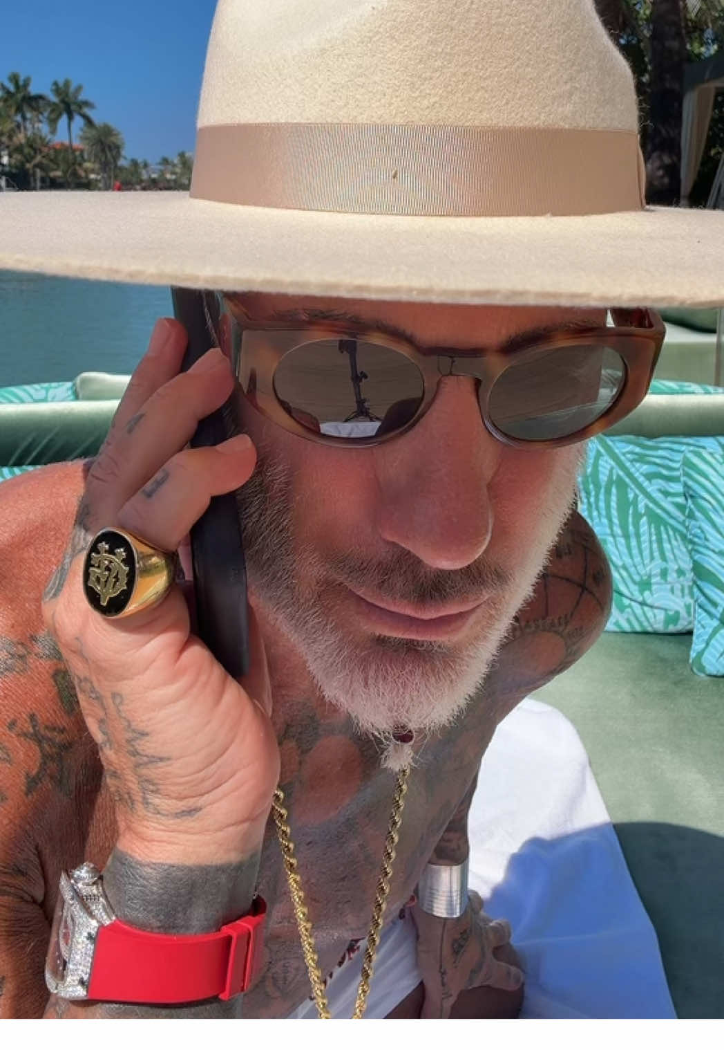 @Gianluca Vacchi