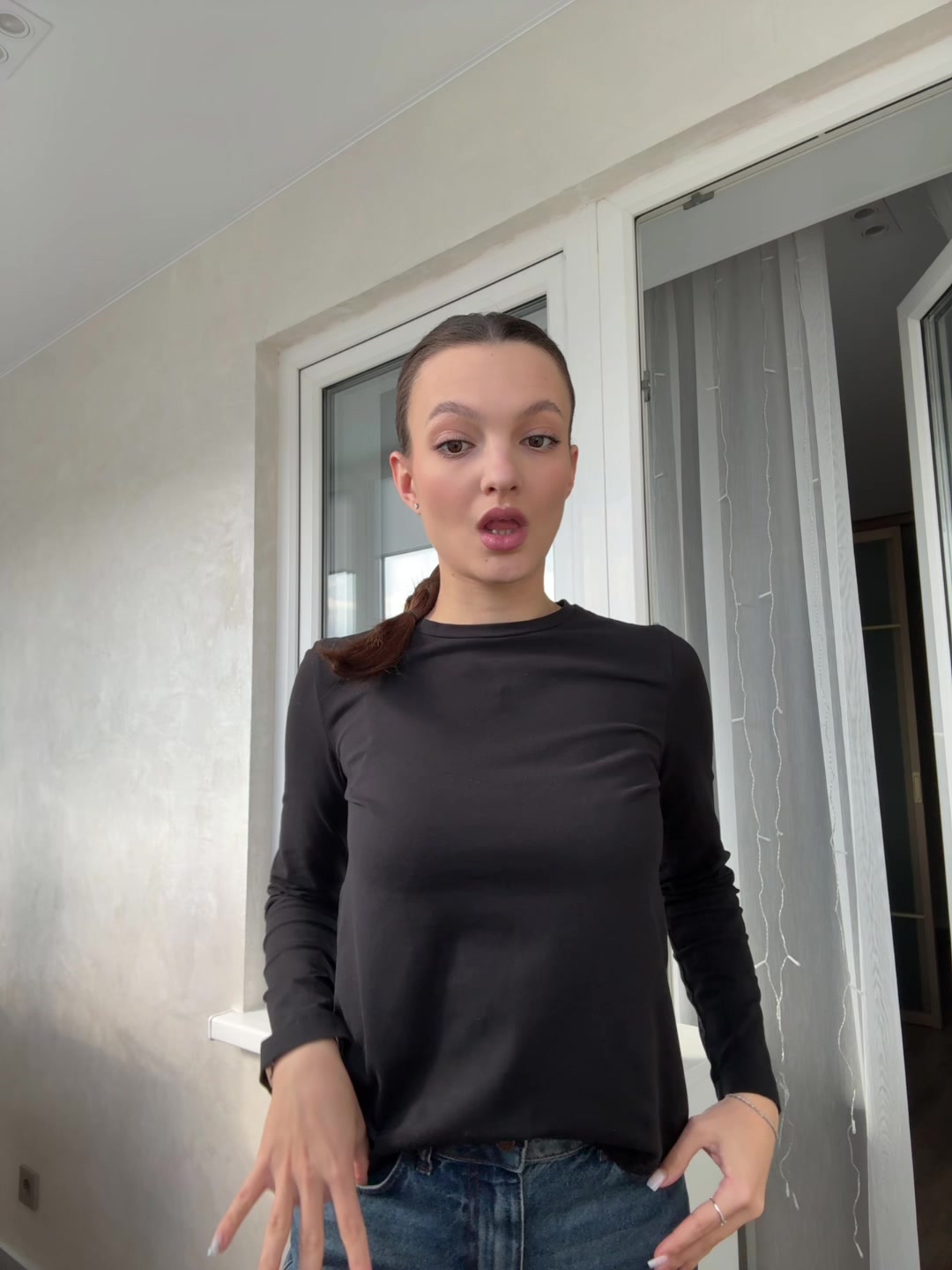 @krhva_