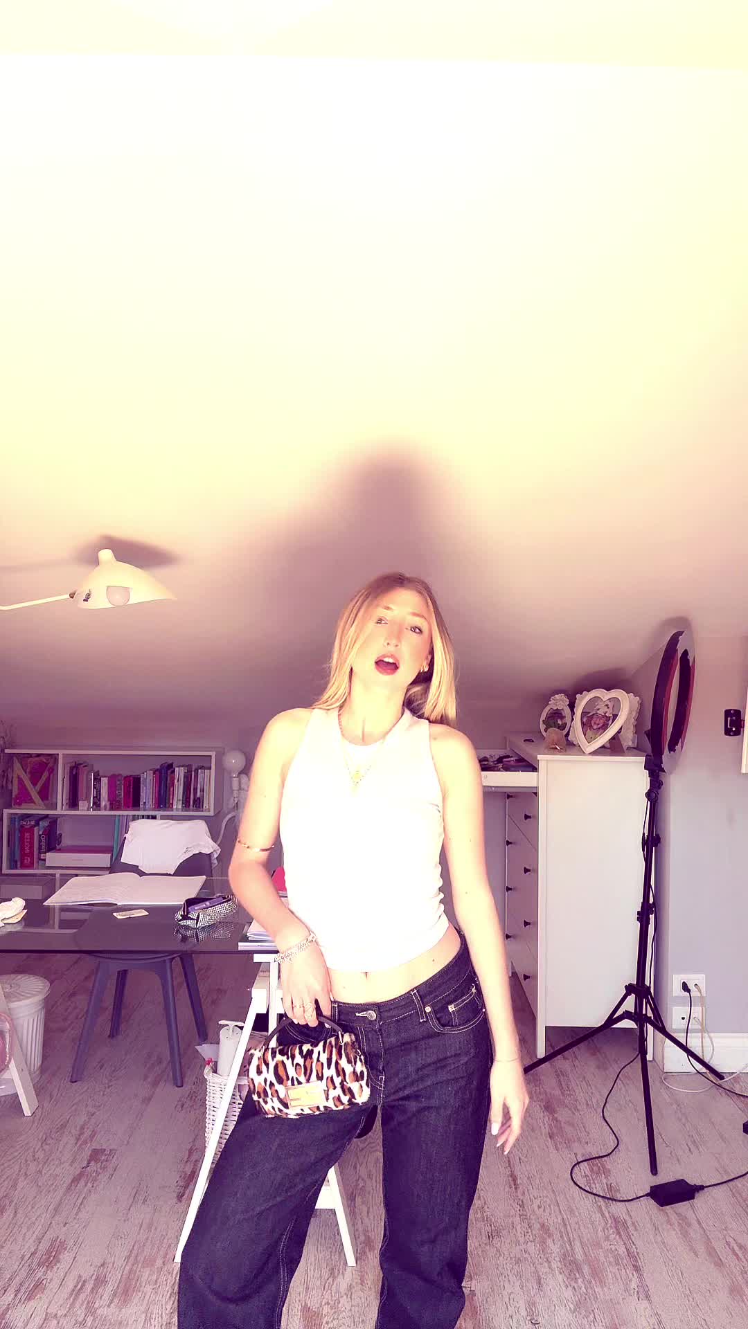 @Sara calicchio
