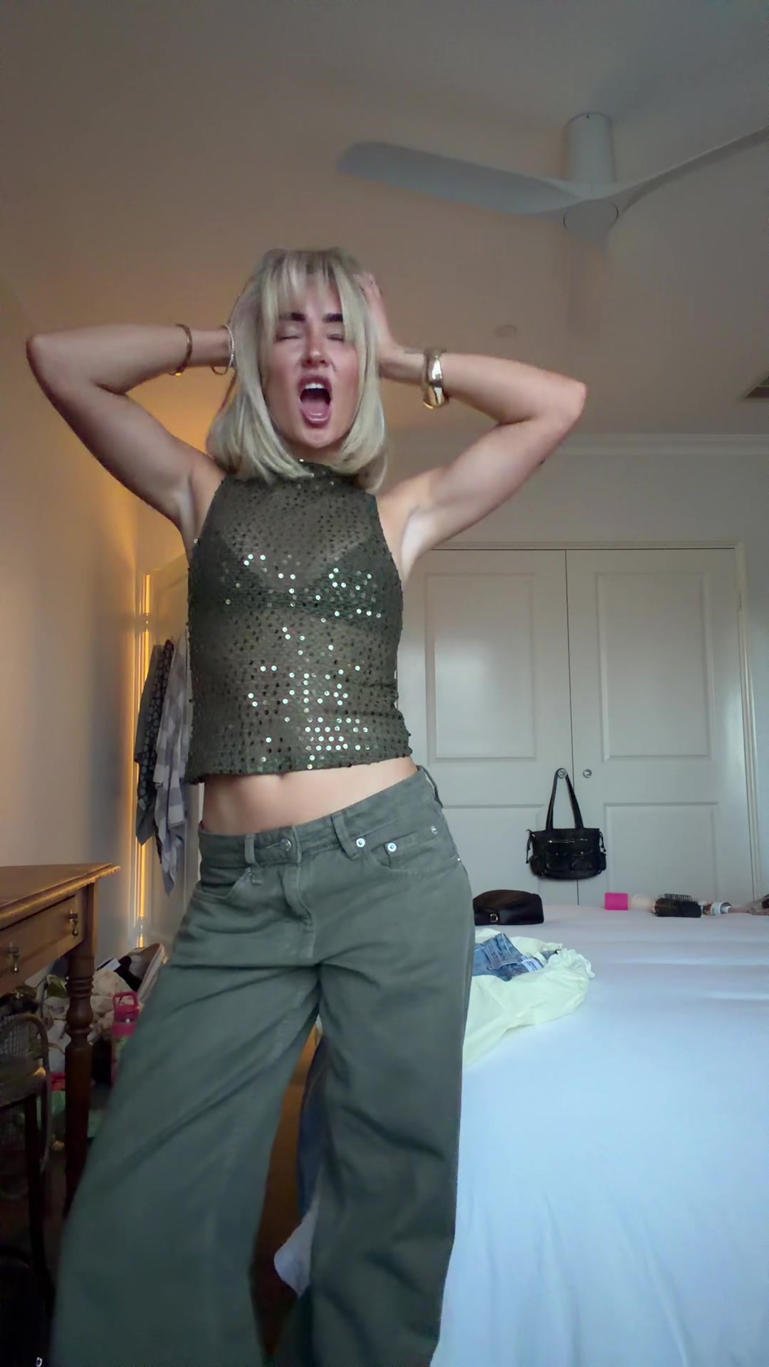 @strawbigaill
