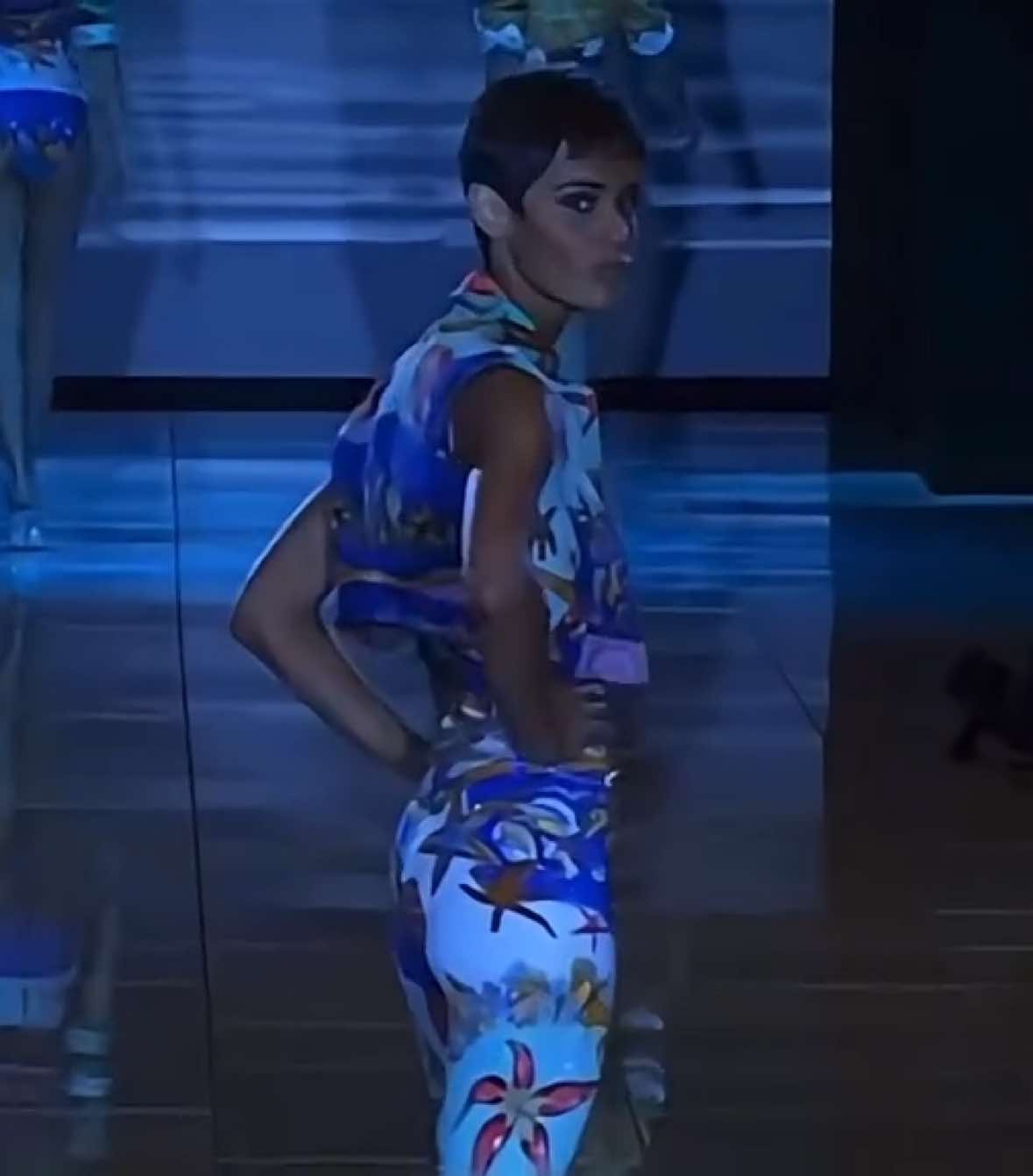 @𝓡𝓾𝓷𝔀𝓪𝔂 𝓓𝓲𝓿𝓪𝓼