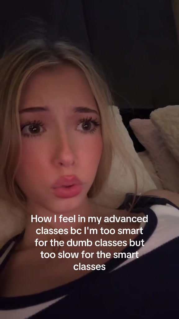 @alicialcious