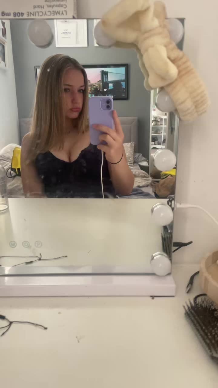 @Scarlett💋
