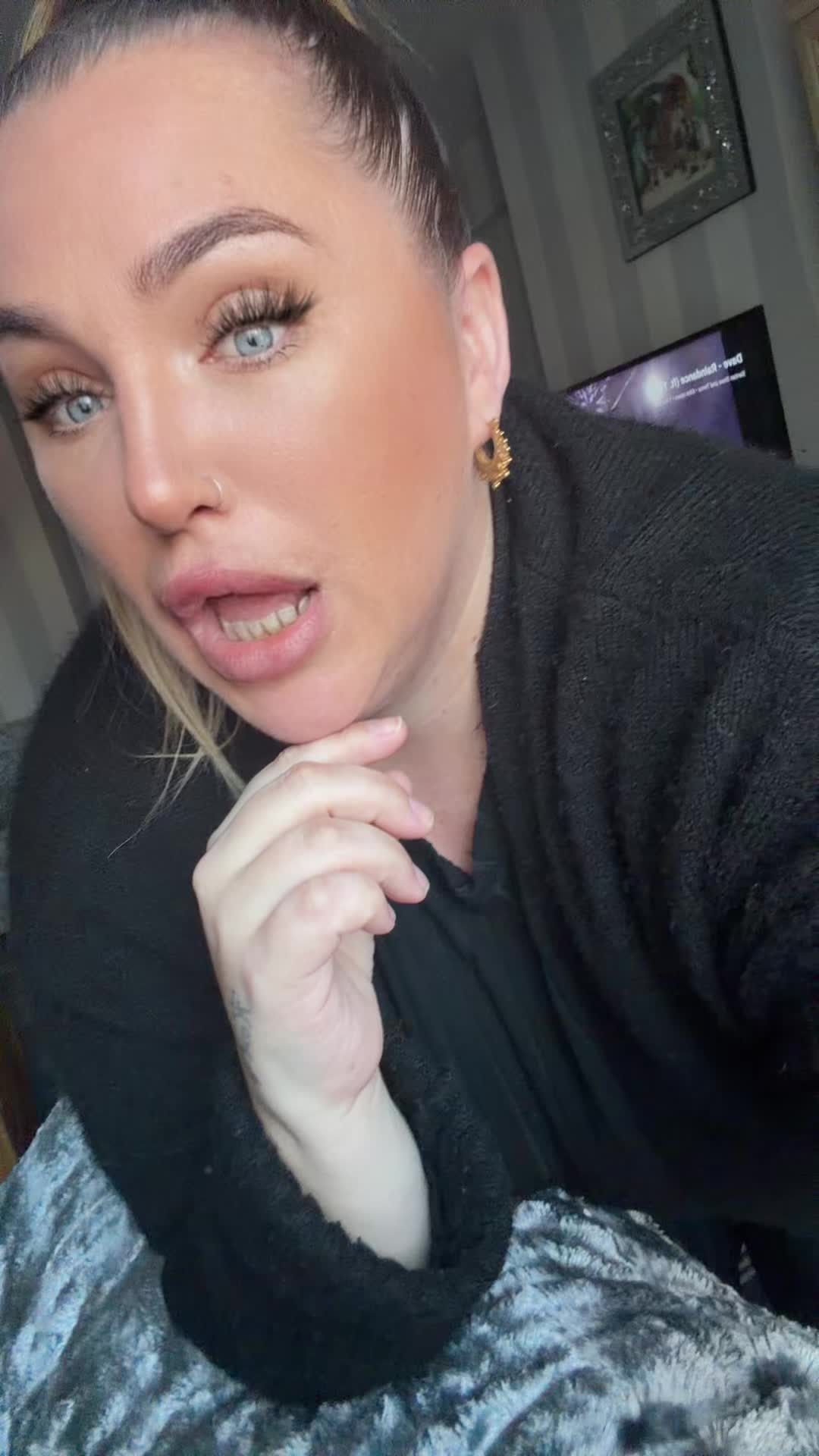 @carlajane1989