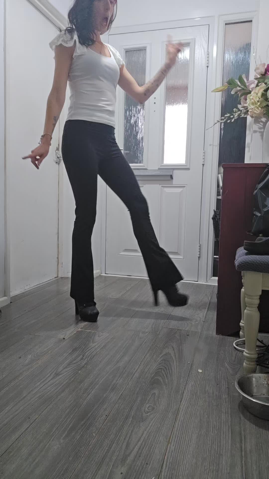 @loufern0