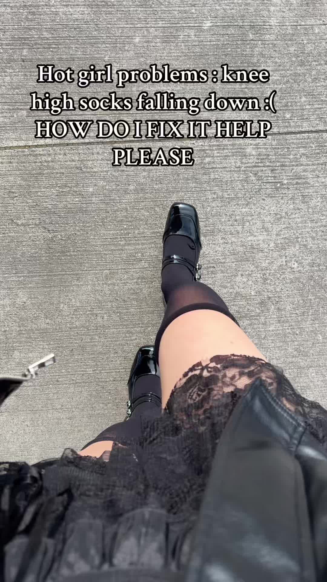 @hellokittystrawb