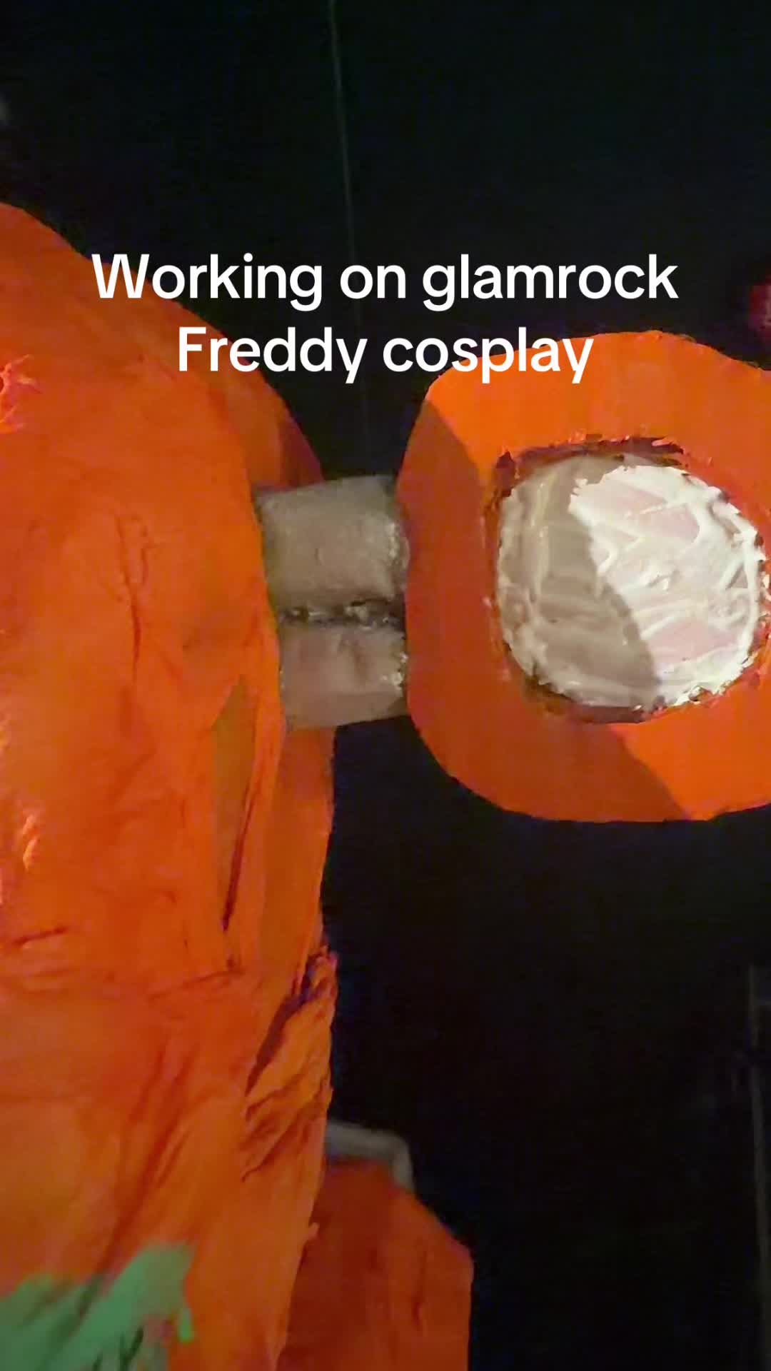 @ItsmeLoonie