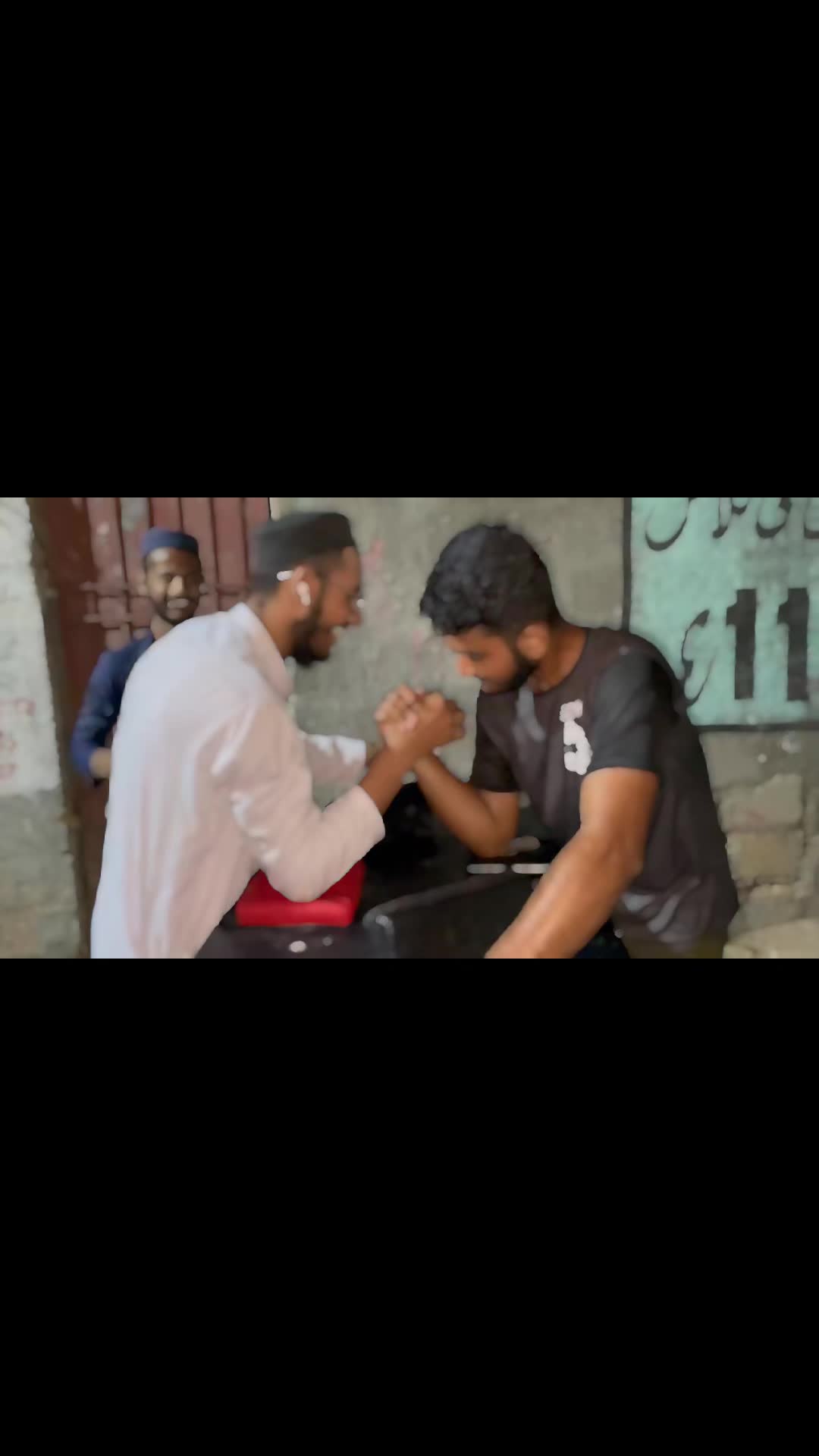 @Faizan arm power💪👾