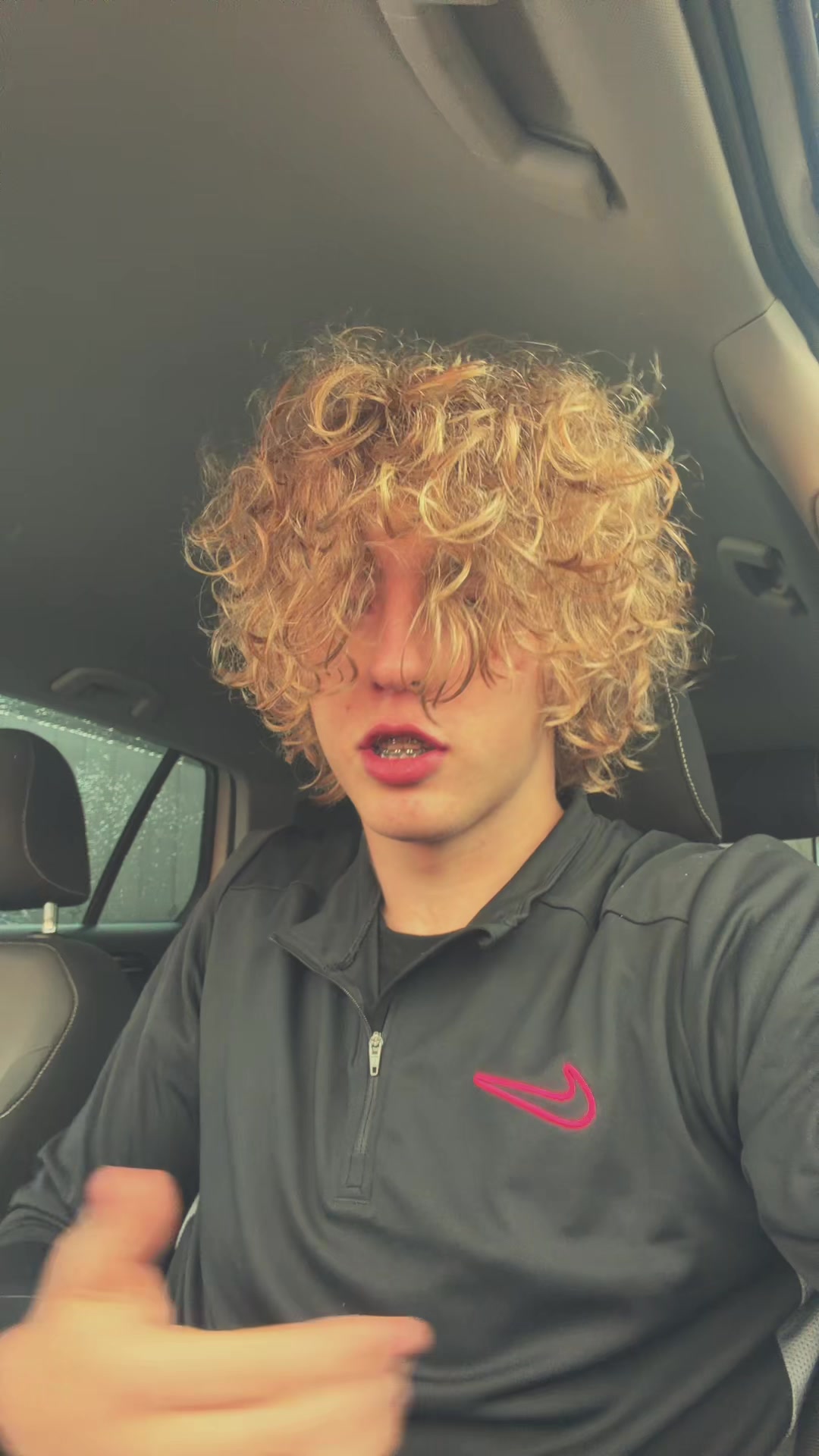 @whiteboi👨🏼🦱