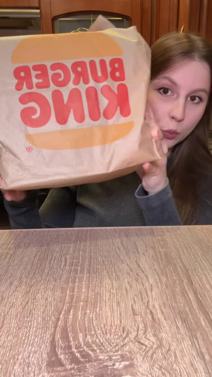 @владочка 🍔