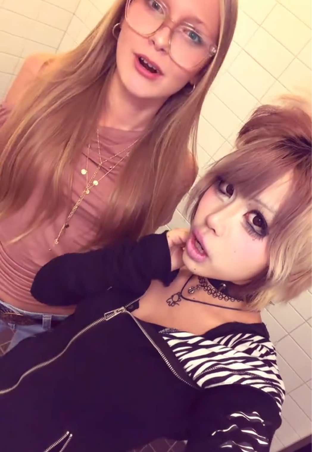 @Ammy🦄