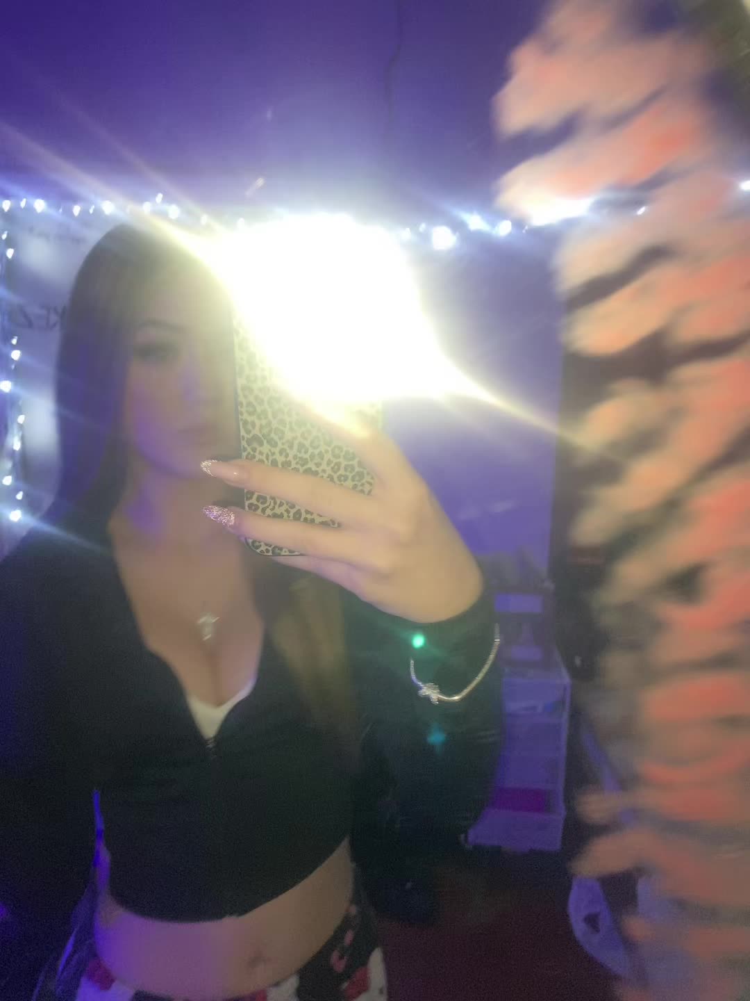 @𝒫