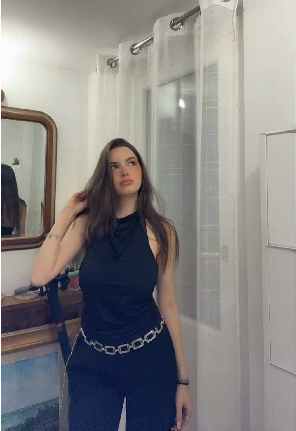 @𝐅
