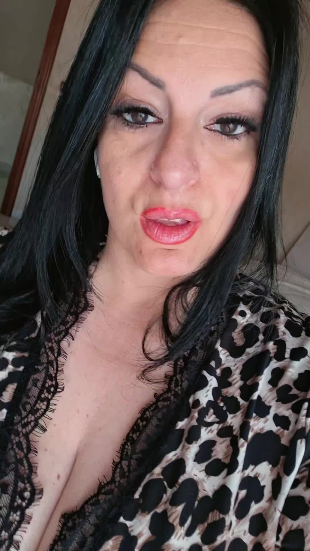 @👑Monica.85👑