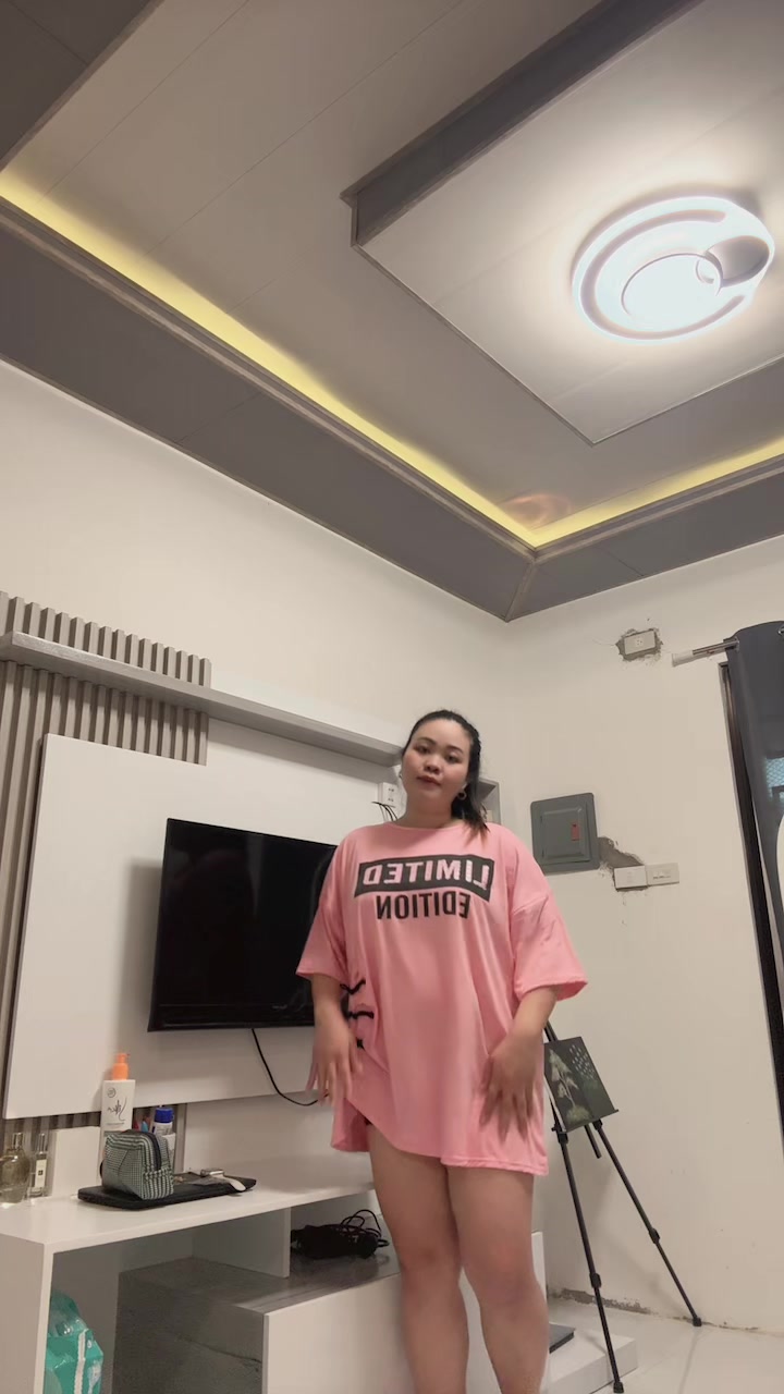 @제니이