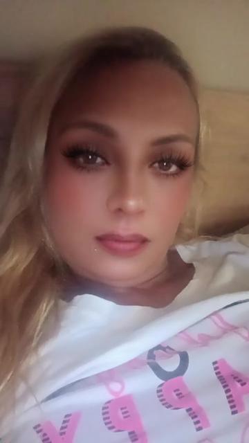 @ЛЮБИМКАТА ВИ 😘😘😘😘