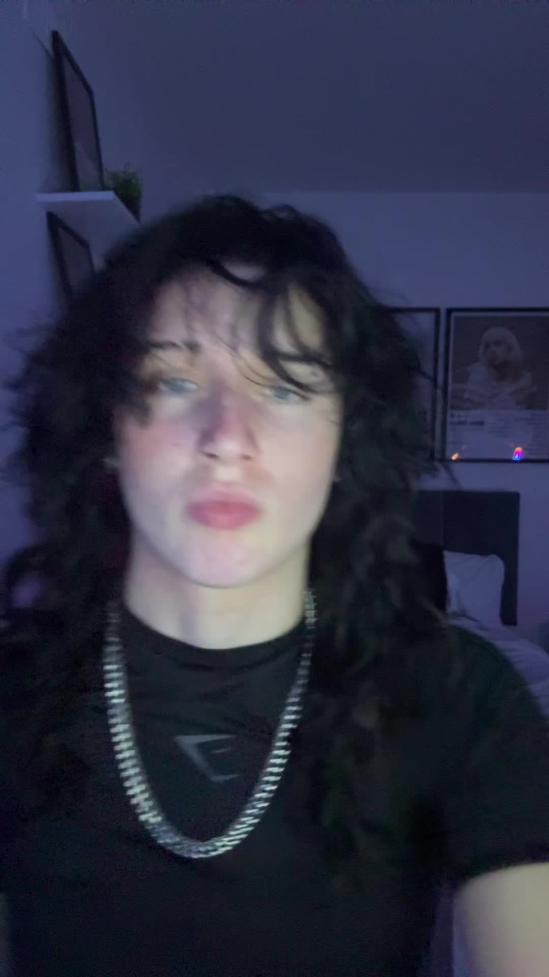 @ˢʰᵃ́ⁿᵉ