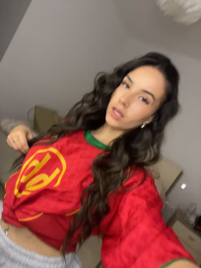 @Anais_lpft._