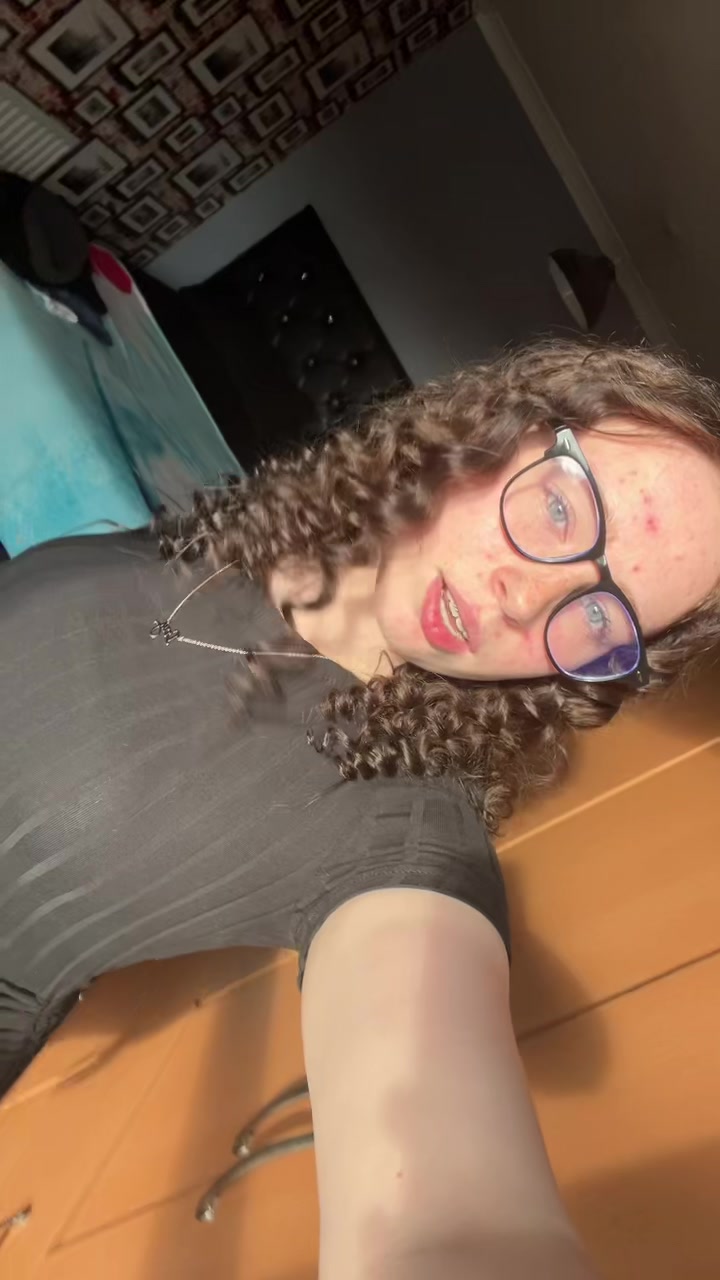 @izzy_may18