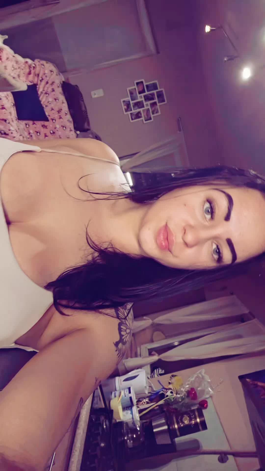 @Laura Juhász⚜️❤️⚜️