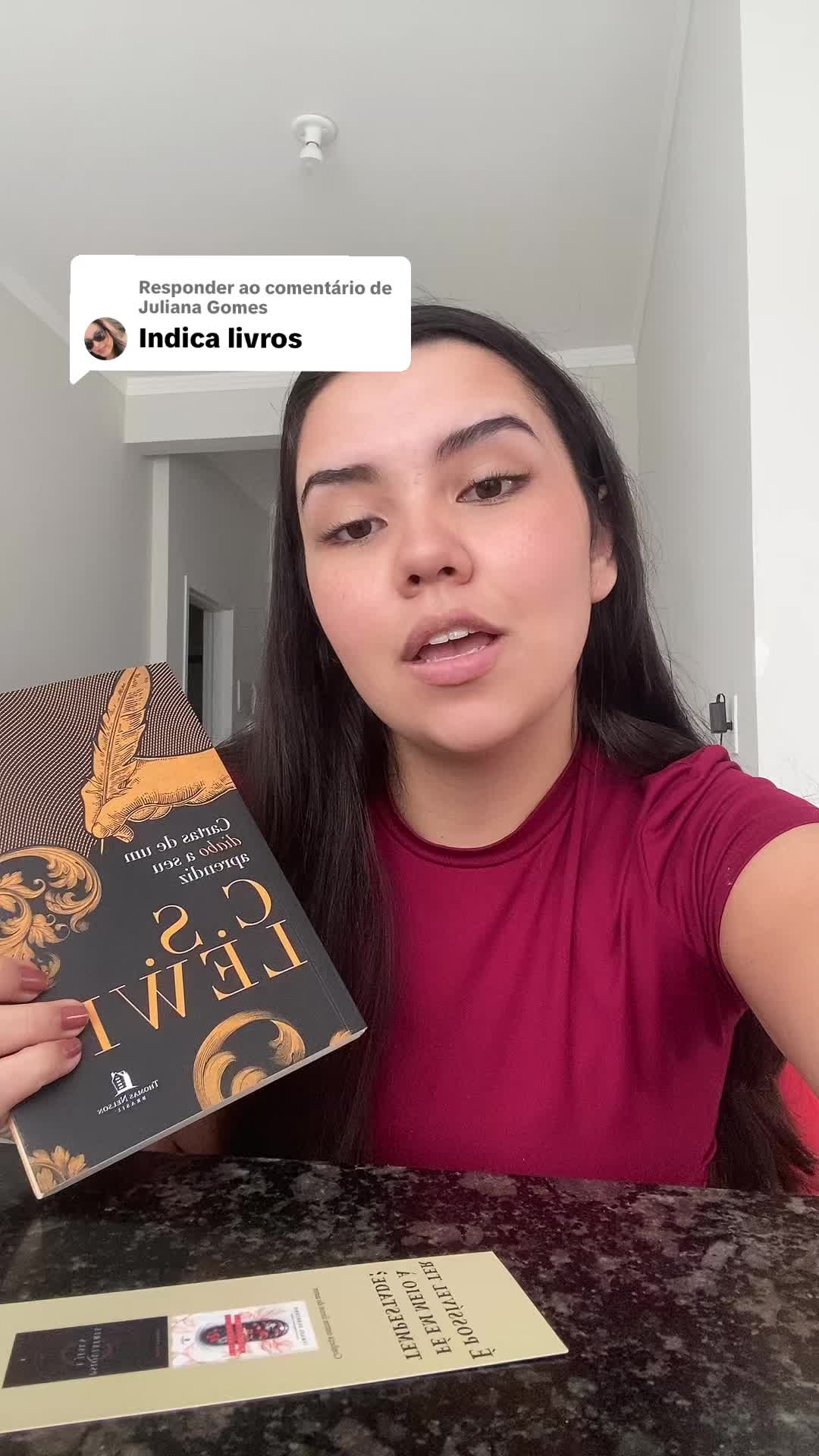 @taina_schmidt_