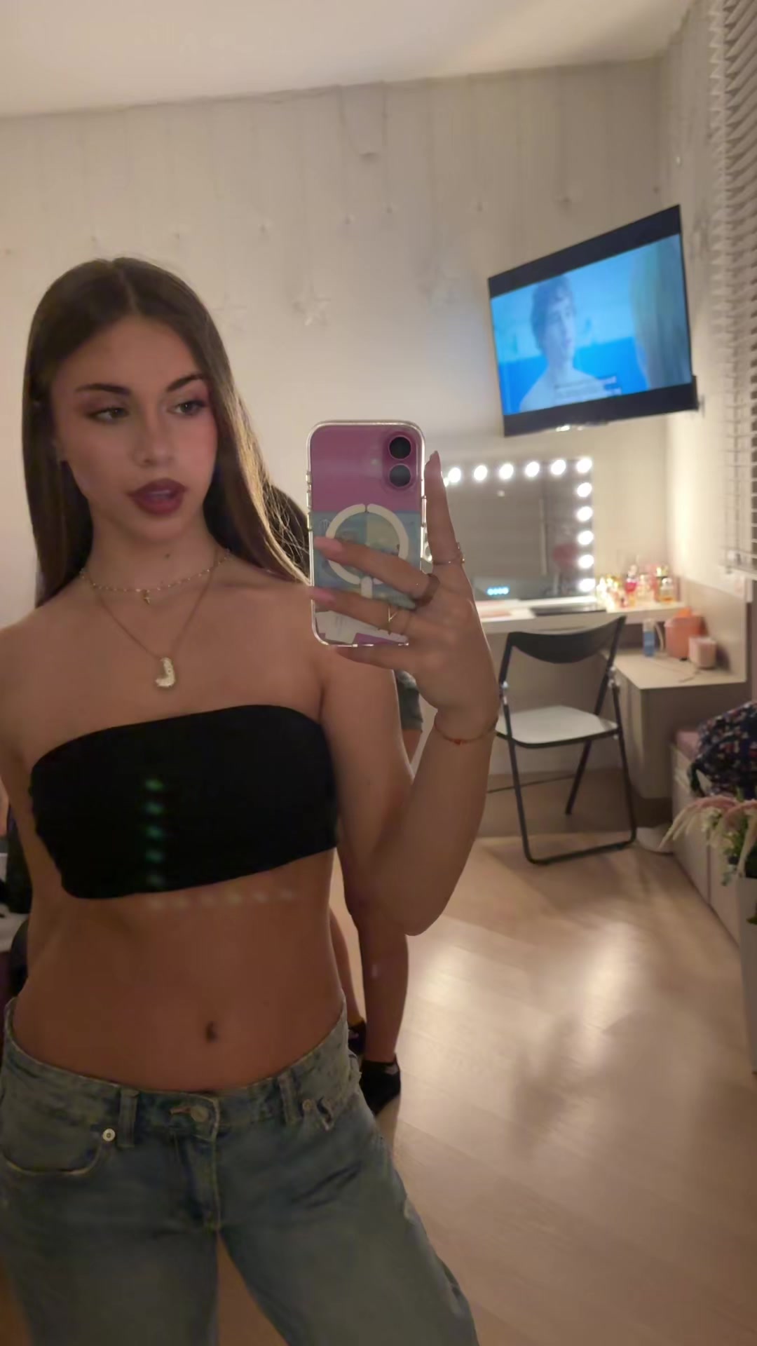 @lavii