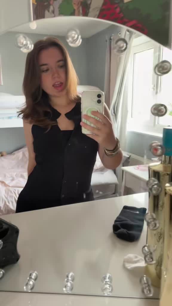@izzy.xoxo