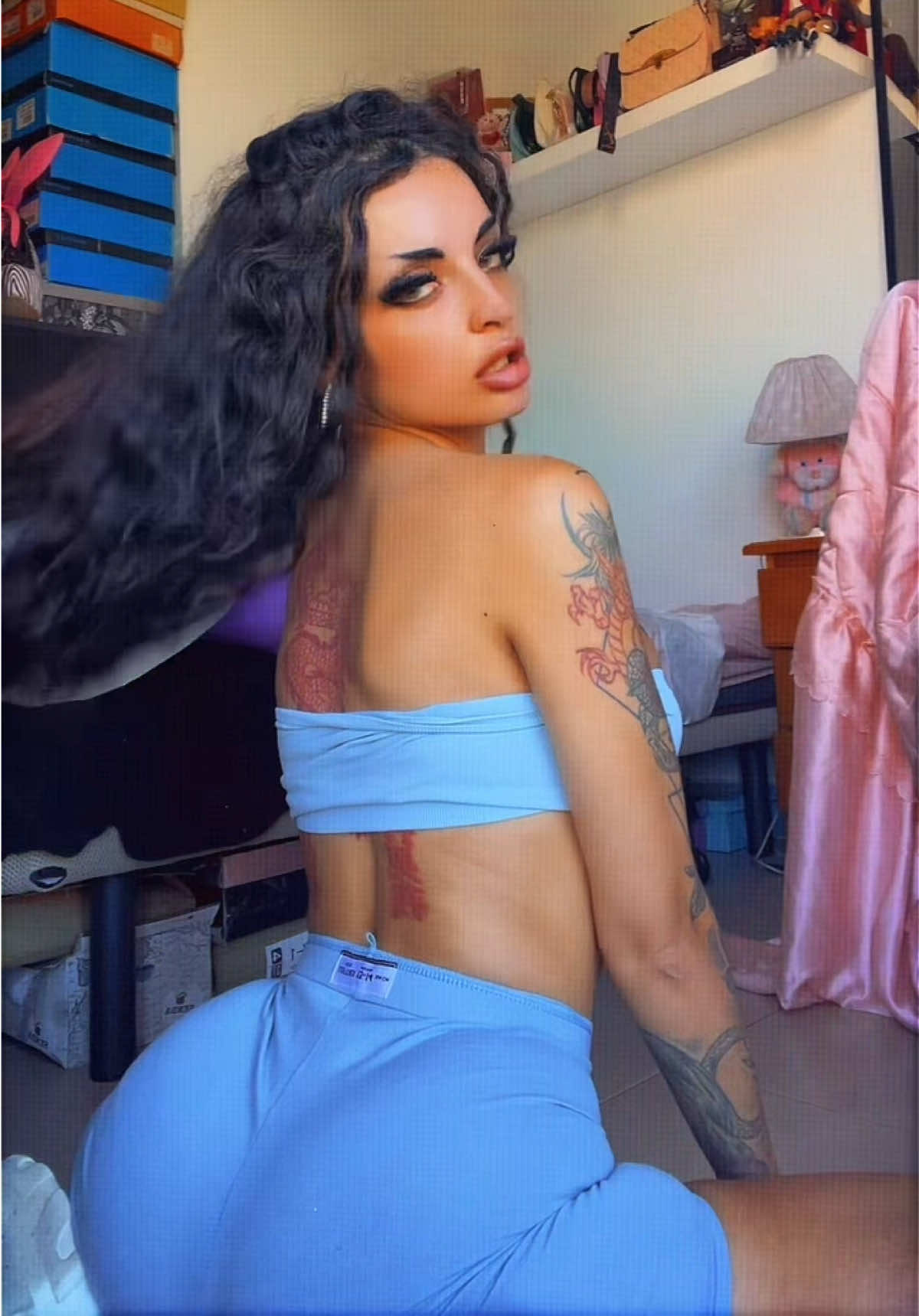 @Laishawolfe