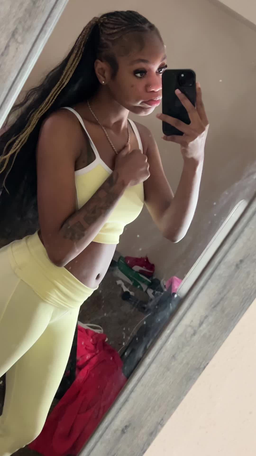 @🎋yrah