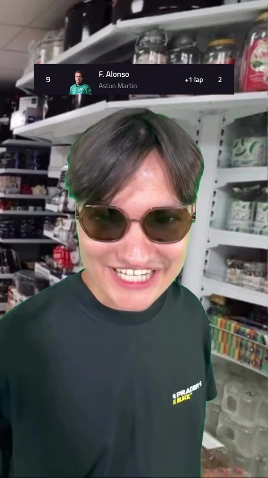@Véva The News Guy